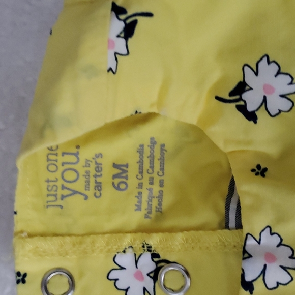 Carter's 2 piece floral set 3 mo and 1 piece yellow and blue with flowers 6 mo - Picture 8 of 8